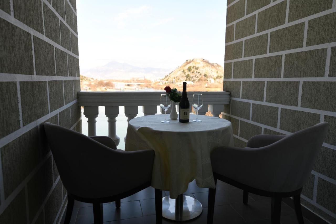 Prince Of Lake Hotel Shkodër Eksteriør bilde